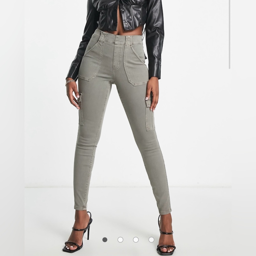 Spanx High Waisted Skinny Cargo Pant - Size M